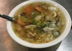 莊記海産粥（海鮮お粥）